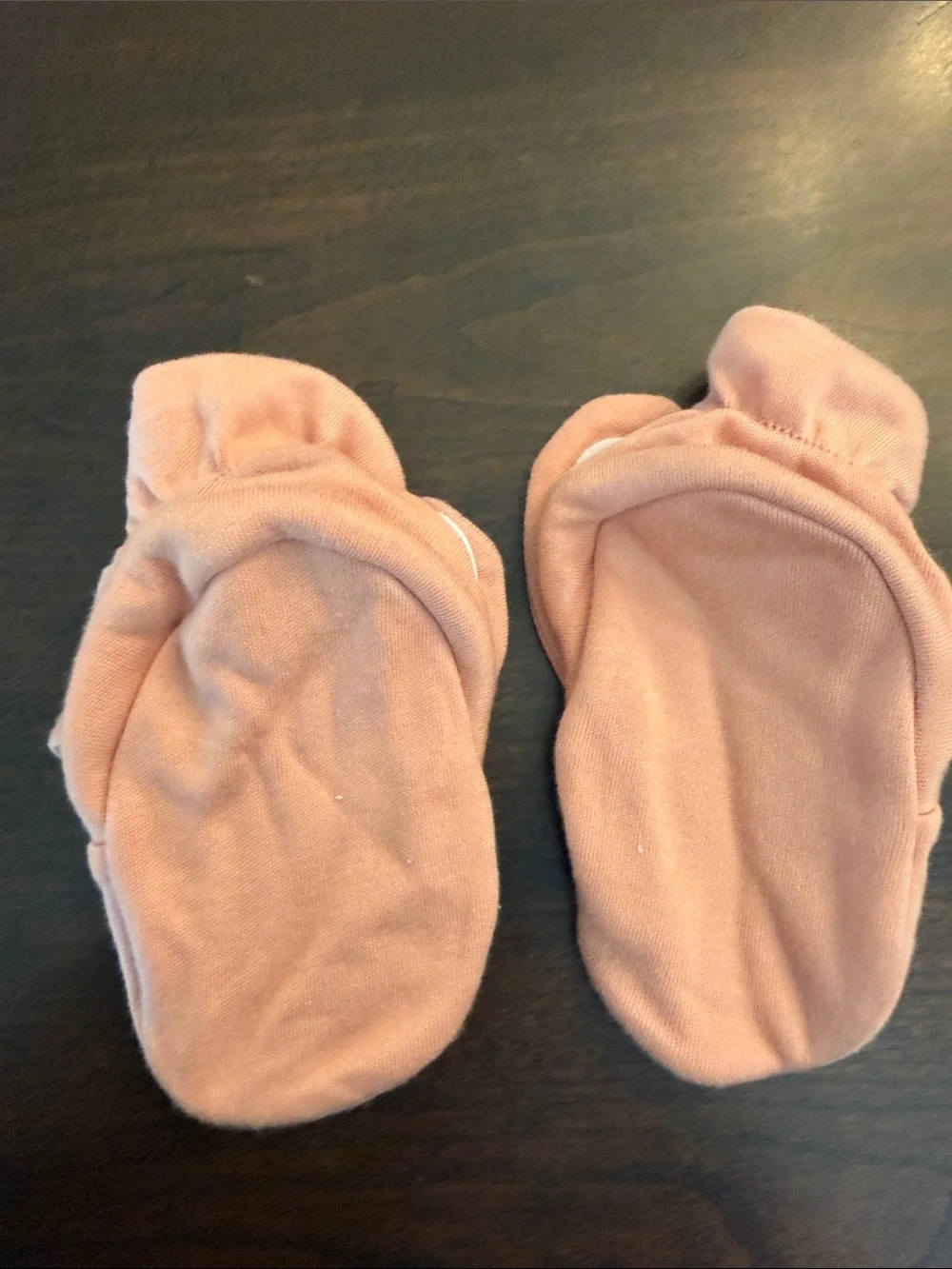 Peach Goumi booties 3-6m